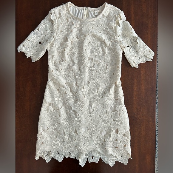 Lace Overlay Party Dress - Picture 6 of 9